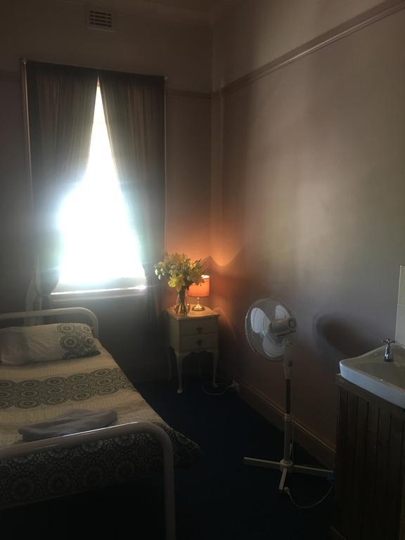 Boorowa Hotel Eksteriør billede